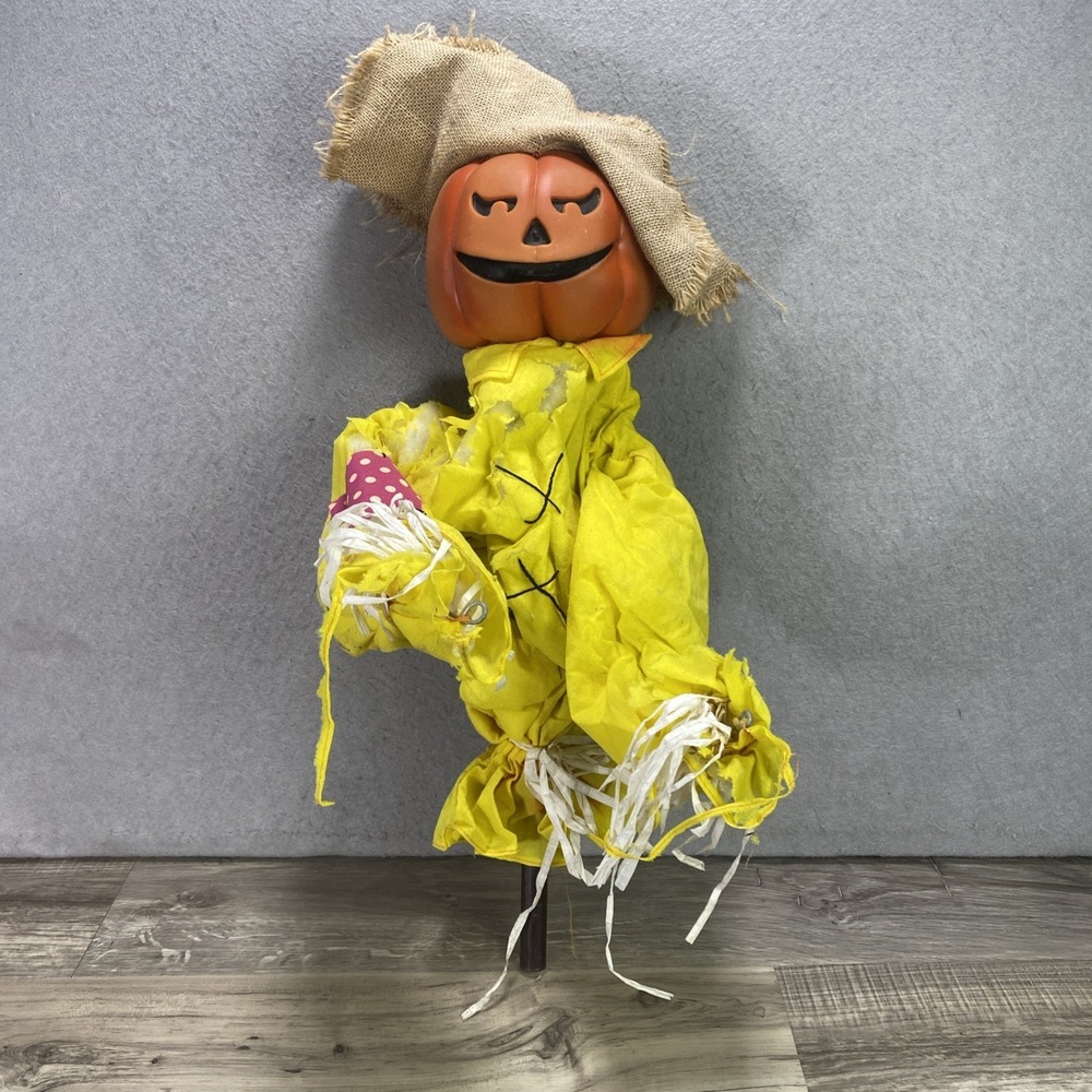 Halloween 2' Scarecrow Hickory Jack O Lantern Lawn Decoration Tekky Toys READ